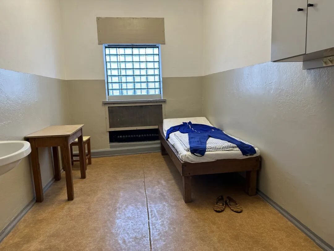 Europe_08.jpg Europe_08.jpg